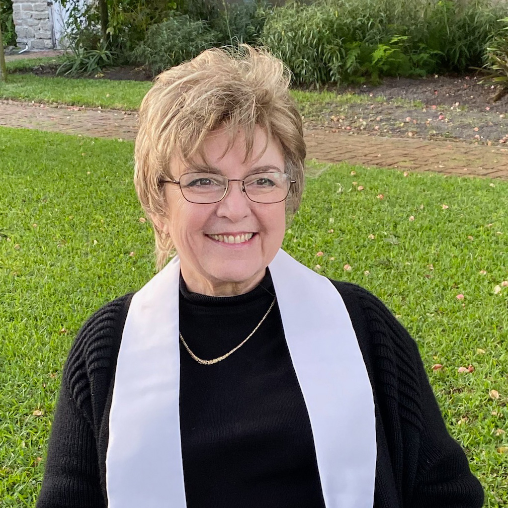 Rev Elaine Thomas